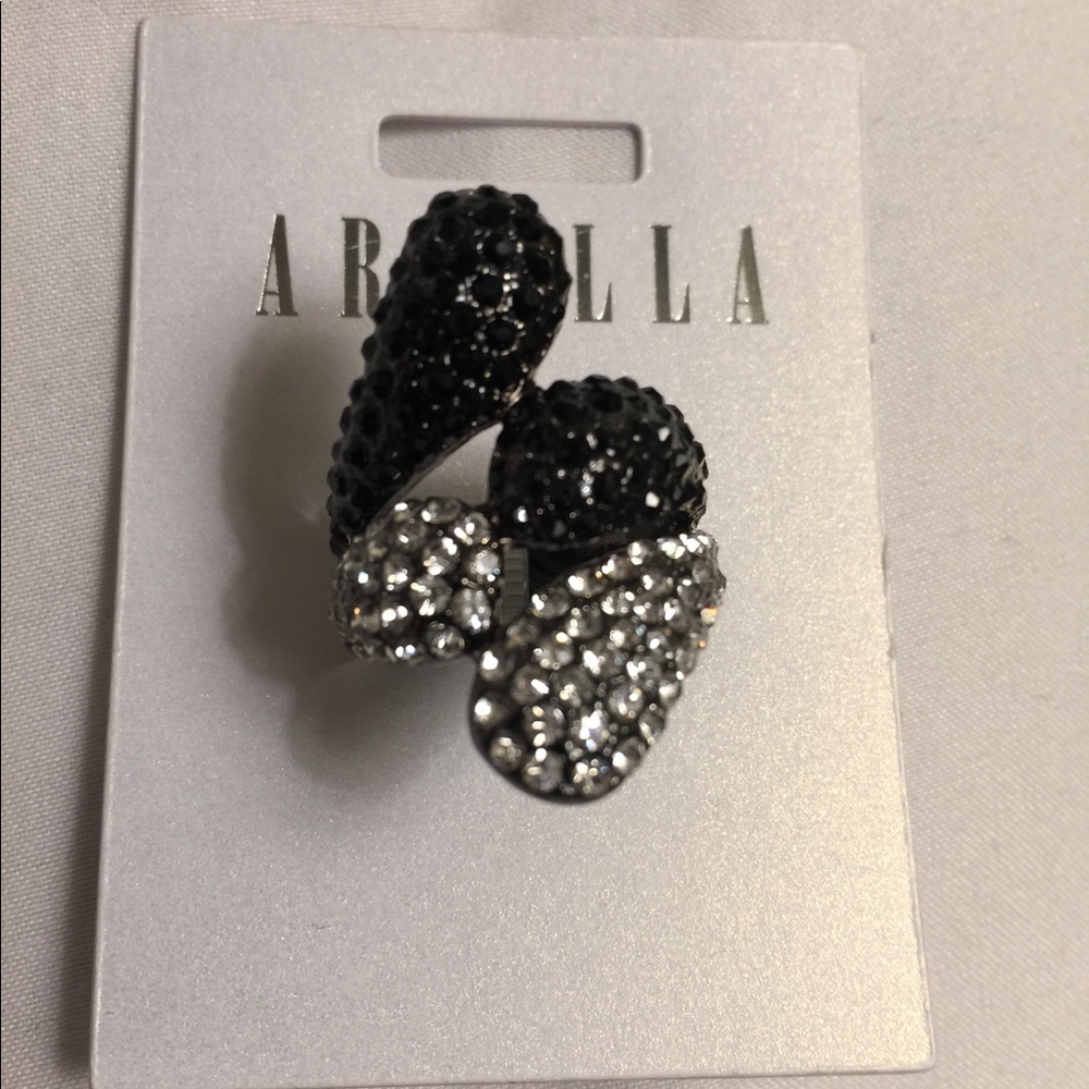 NWT Ariella Collection Crystal Pave Ring size 7